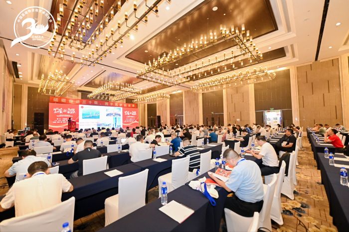 LJJ_8668.jpg LJJ_8668.jpg